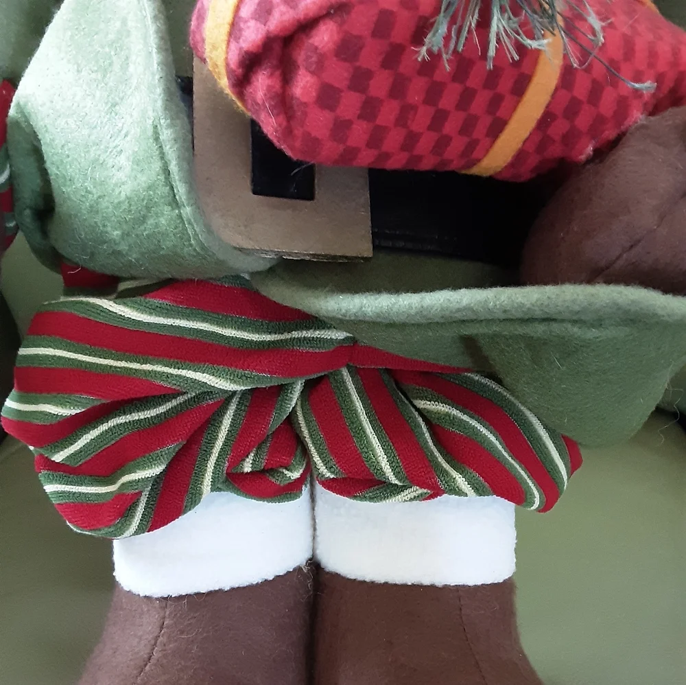 2 Ft Tall Elf Holding Merry Christmas Sign and Gifts - Vtg